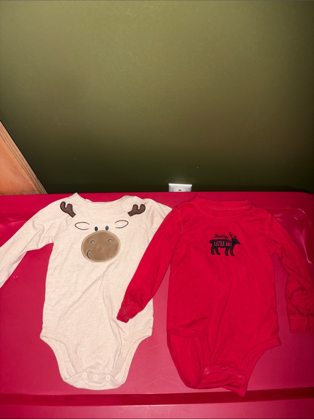 24m Long Sleeve Onesies EUC Set of 2
